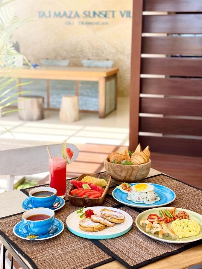 Taj Maza Sunset Villas ギリ・トラワンガン エクステリア 写真