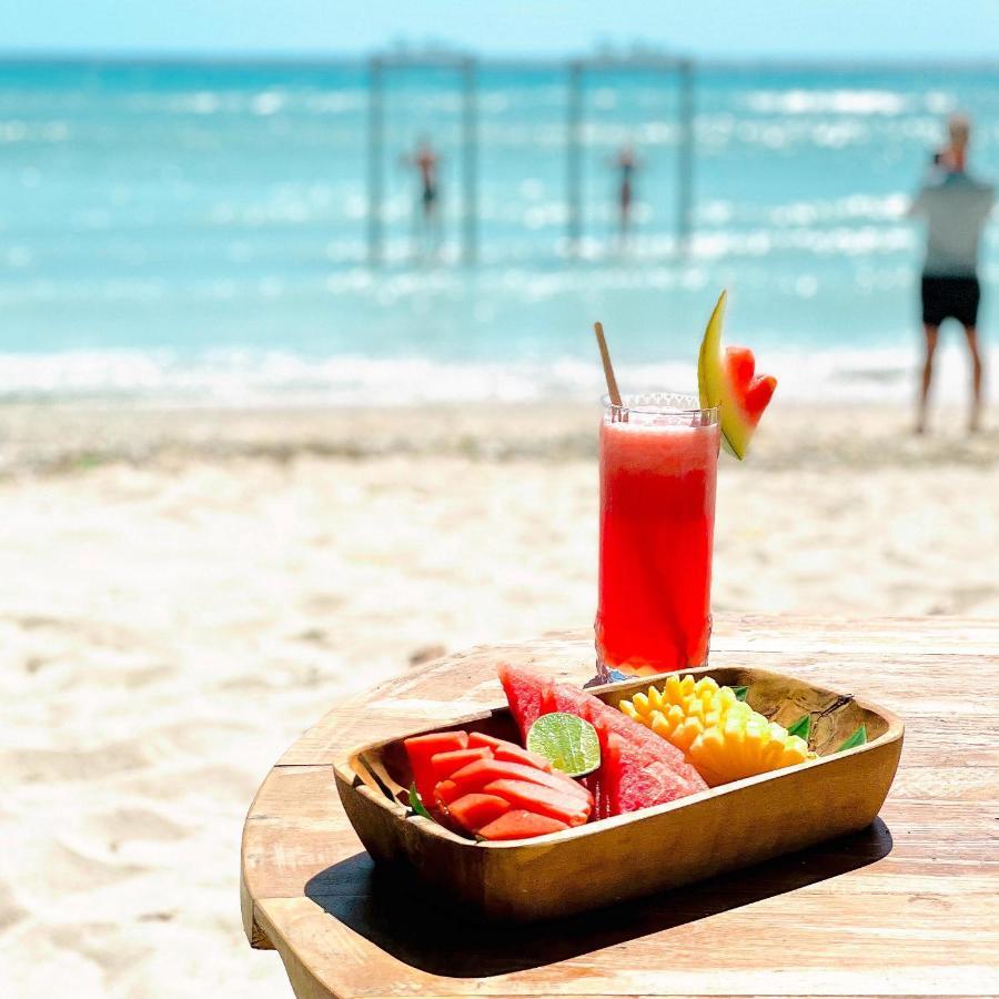 Taj Maza Sunset Villas ギリ・トラワンガン エクステリア 写真